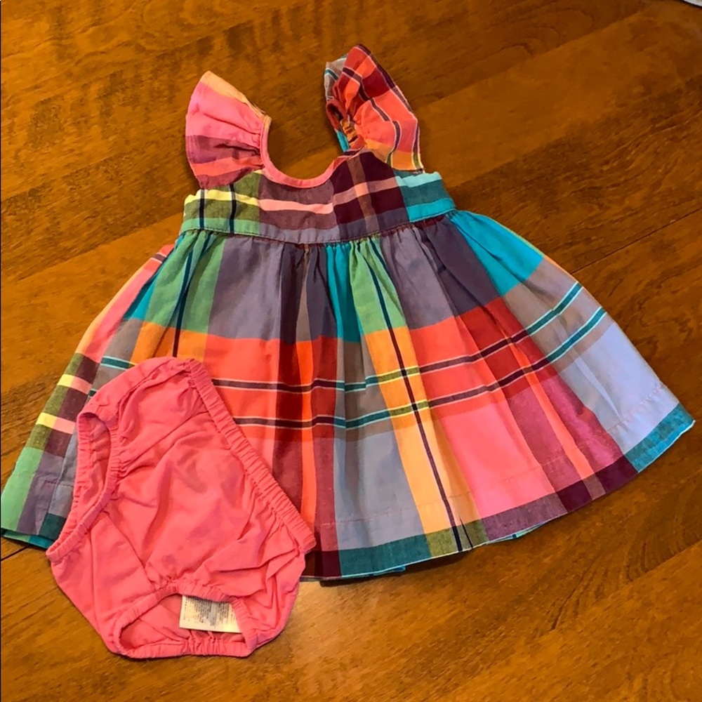 Plaid sundress by gap 3-6 months super cute